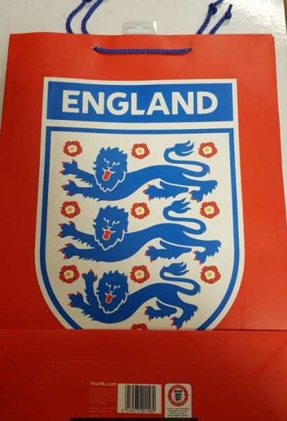 Official England Product - Gift Bag - Extra Large - Portrait - Red - 45.5Cm X 33Cm