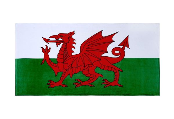 WELSH FLAG BEACH TOWEL: PROUDLY VIBRANT