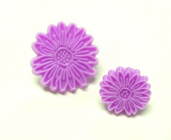CAKE DECORATING DAISY EMBOSSER CUTTERS