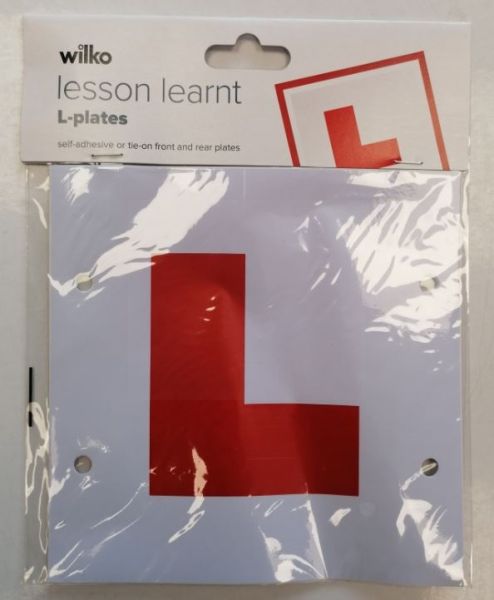 Wilko Lesson Learnt Self Adhesive/Tie-On Front and Rear L-Plates - 17.5 x 17.5cm 