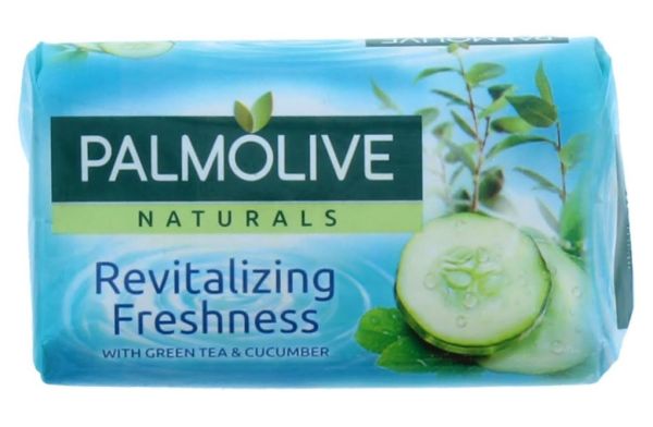 Palmolive Naturals Revitalizing Freshness Bar of Soap - 90 Grams