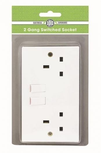 Daewoo 2 Gang Switched Socket - Carded