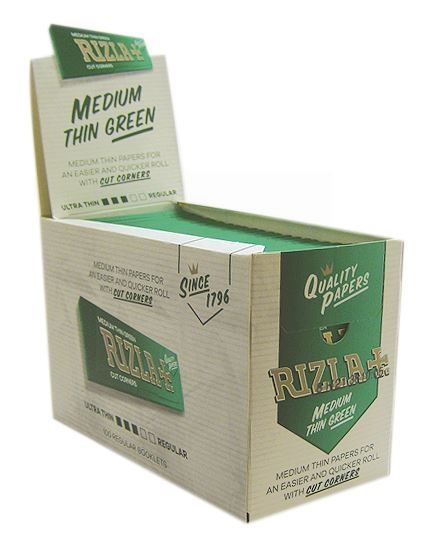 Rizla Medium Thin Rolling Papers with Cut Corners - Green Booklets - 100 Booklets
