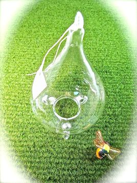 GLASS BLOWN WASP CATCHER