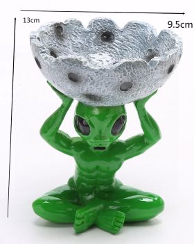 GREEN ALIEN RESIN ASHTRAY - 10 X 13CM
