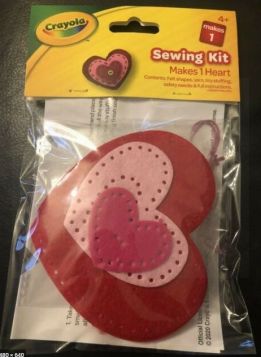 Crayola Heart Sewing Kit - Colours May Vary