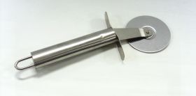 METAL HANDLE PIZZA CUTTER
