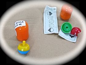 KINDER SURPRISE TOY EGG SPINNING TOP