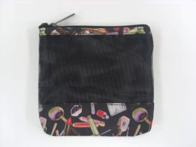 COSMETICS BAG WITH MAKEUP PRINT